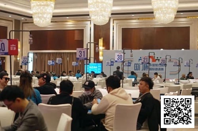 【EV扑克】国门杯｜海港边城掀起新浪潮！主赛A组争斗战鼓敲响共吸引114人次选手参赛余14人晋级第二轮！女神挑战赛明日靓丽登场！【球盟会】