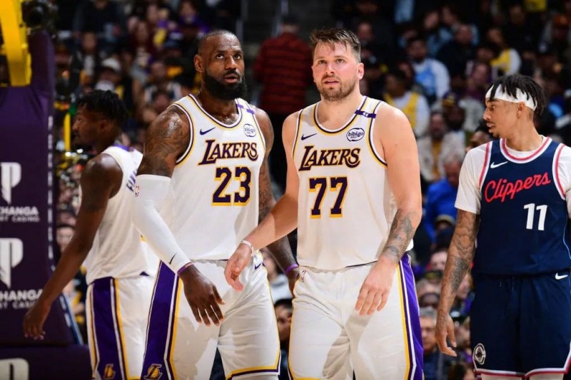 【球盟会】焦点球星连续出场，状态起伏引发热议