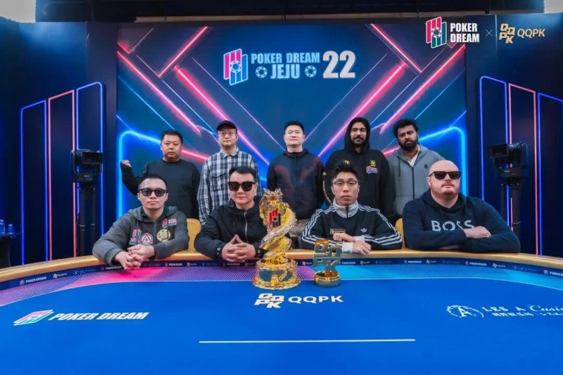 【EV扑克】PD22济州站｜主赛FT诞生，何俊杰领衔4名中国选手决战决赛圈；QQPK战队“暖暖”从短码逆袭到QQPK大师赛季军，J High抓诈成经典！【球盟会】